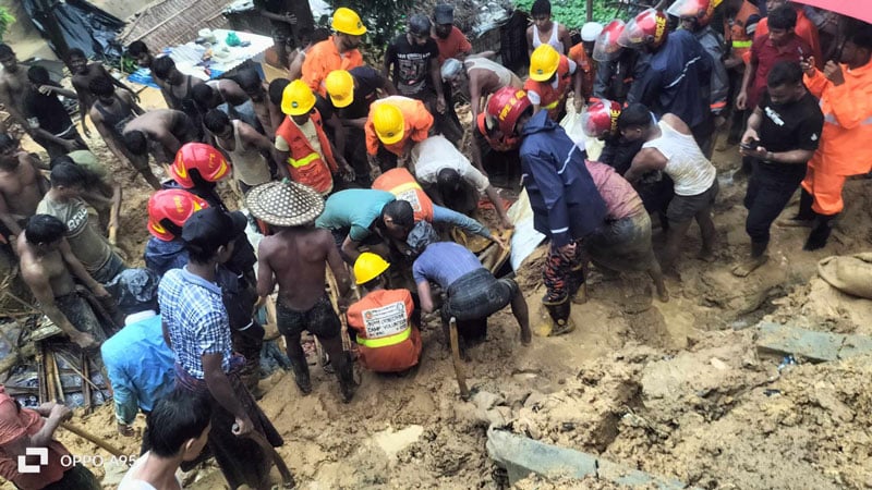 Landslide in Rohingya camp: 9 dead, 3 missing