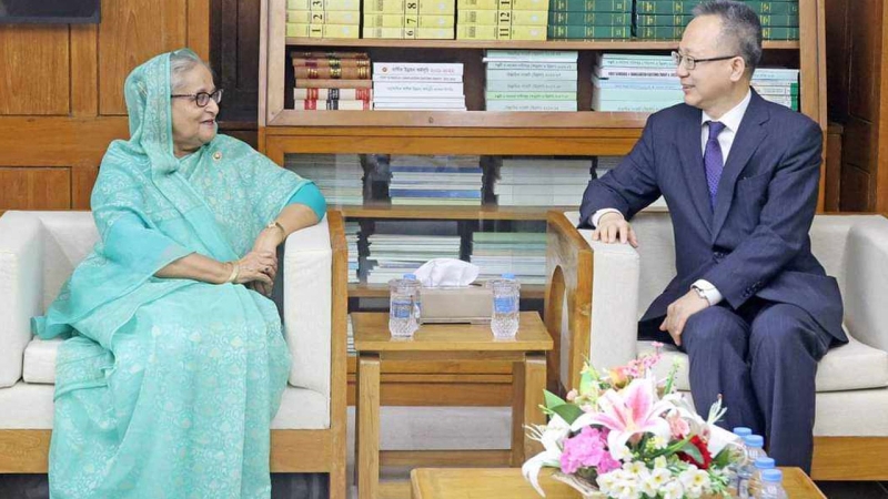 Chief of Indian Navy meeting with Prime Minister