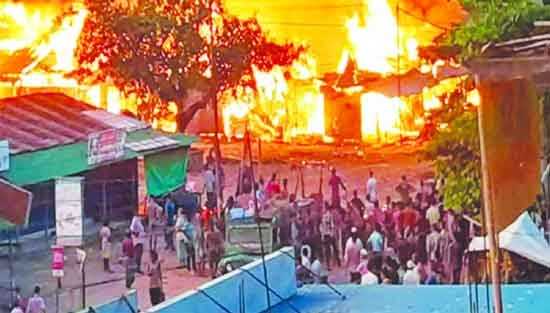4 people were killed in Pahari-Bengali clashes in Khagrachari and Rangamati