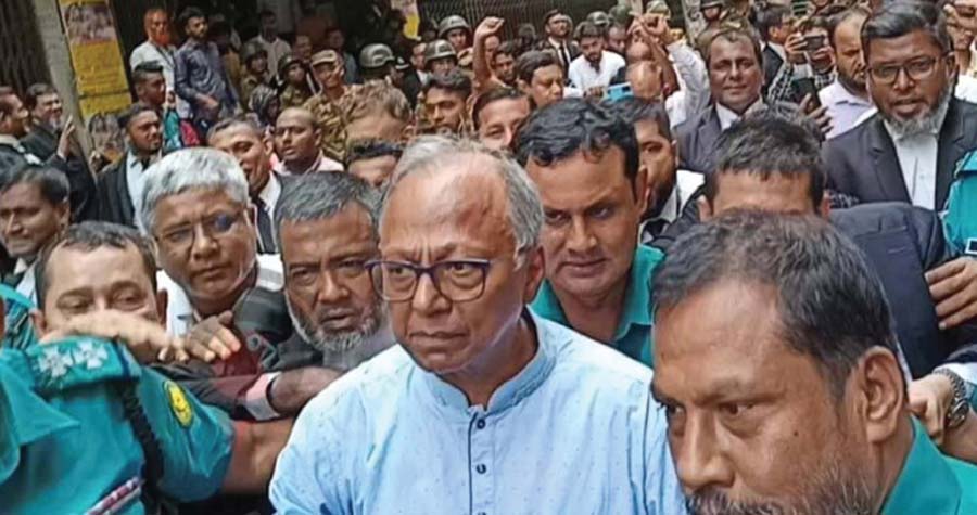Journalist Mahmudur Rahman was released on bail