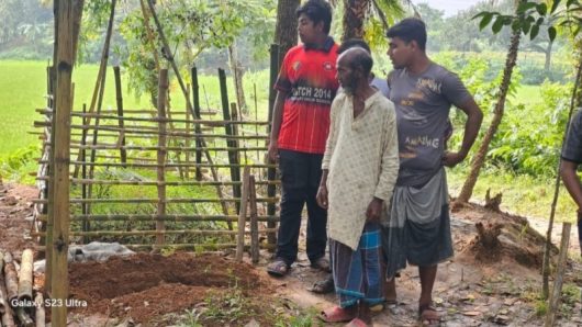 5 skeletons stolen in same night, panic