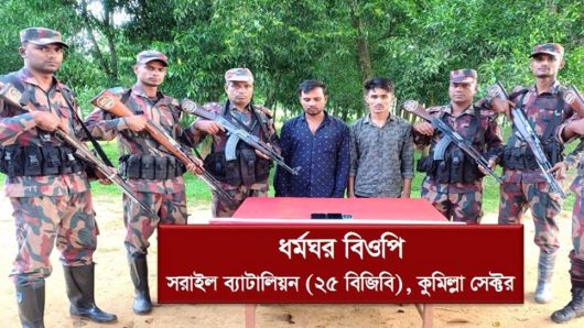 Two youths detained at Madhavpur border while infiltrating India