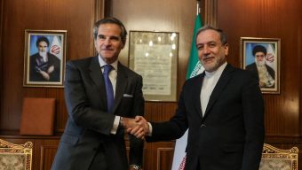 Iran ready to discuss nuclear program in national interest