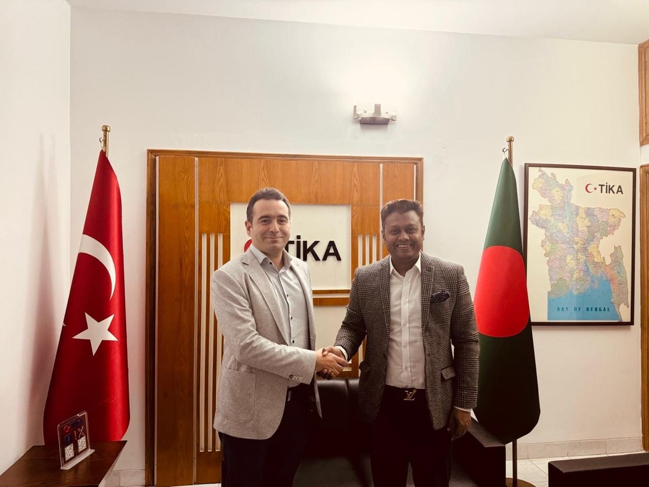 Abdur Rahim Ripon meets Turkish Ambassador