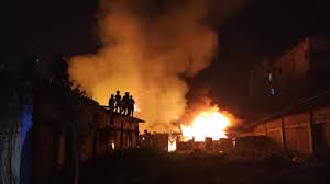 Businessmen complain that the fire service arrived two hours after the fire broke out!