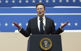 Pentagon advises employees not to respond to Elon Musk’s emails