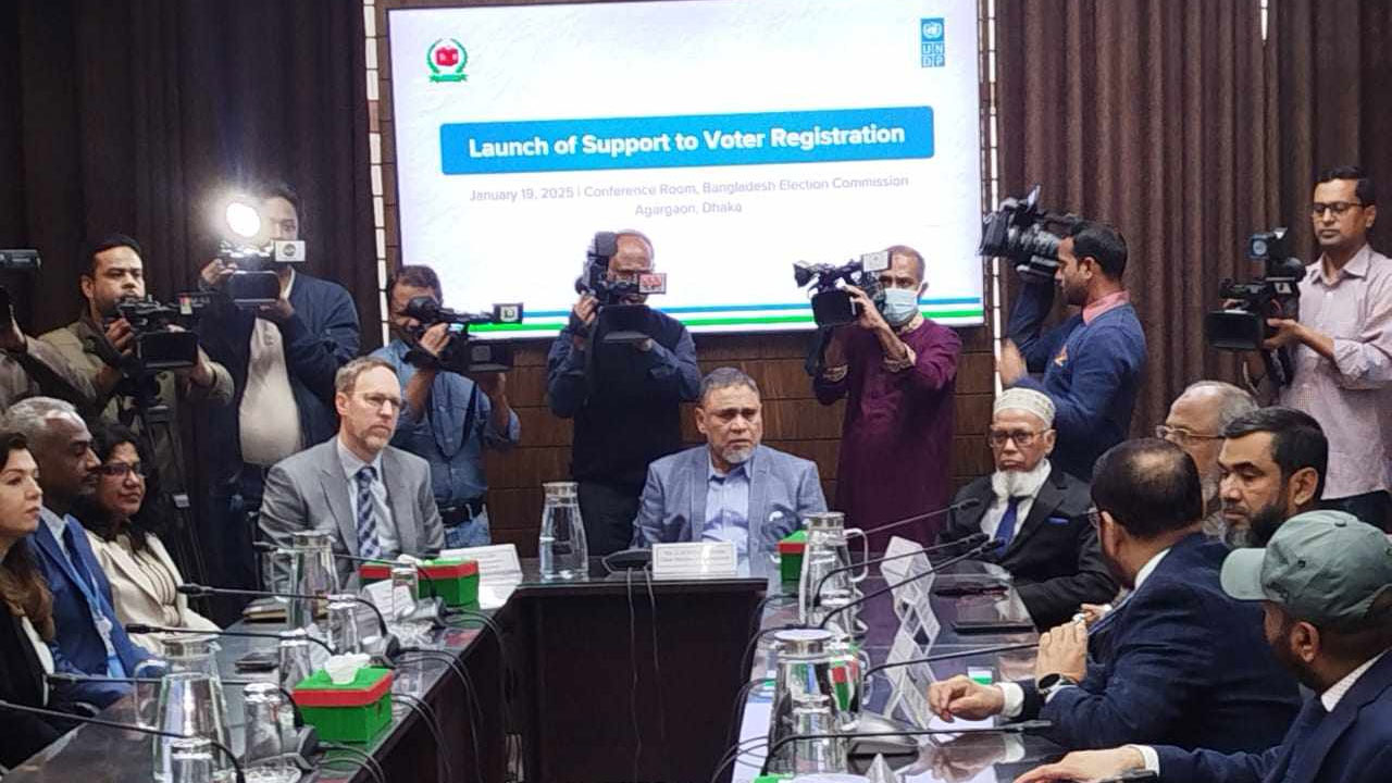 We don’t want to be involved in any politics: CEC