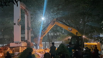 Bulldozer demolishes Sheikh Mujibur Rahman mural in Sylhet