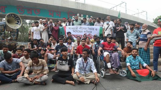 Dhaka blockade announced if Awami League is not banned within 48 hours