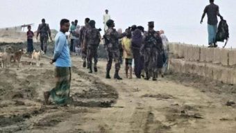 4 dead including women in boat sinking