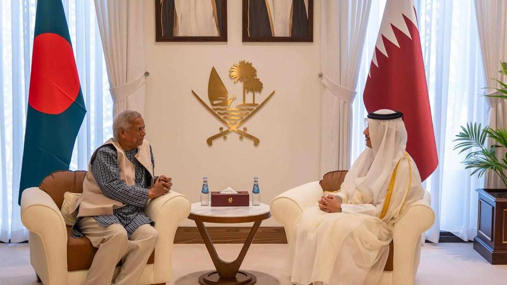 Principal Advisor Yunus meets Qatari Prime Minister