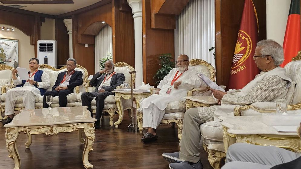 Political party leaders meet Yunus