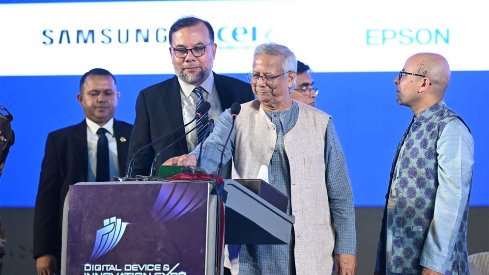 July protesters will lead the world one day: Chief Advisor