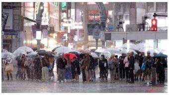 Typhoon Dujuan Hits Tokyo