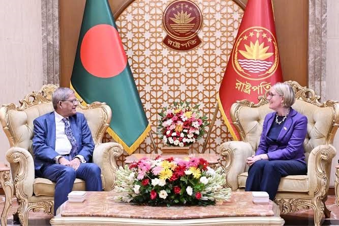Courtesy Call by British High Commissioner Sarah Cooke on the President