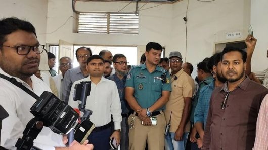 Vice-Chancellor’s Room Opened by Cutting Lock in Presence of Executive Magistrate