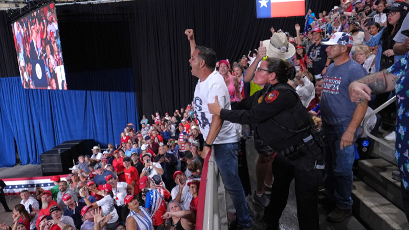Donald Trump Faces Protests in Texas